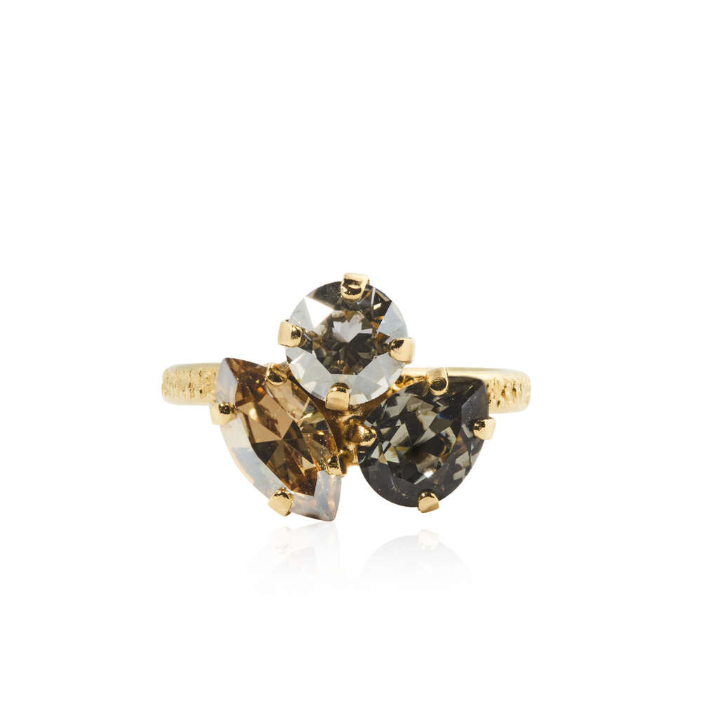 Ana Ring Black Golden