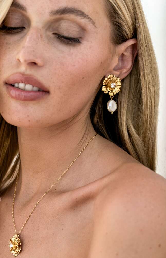 Blossom Pearl Earrings