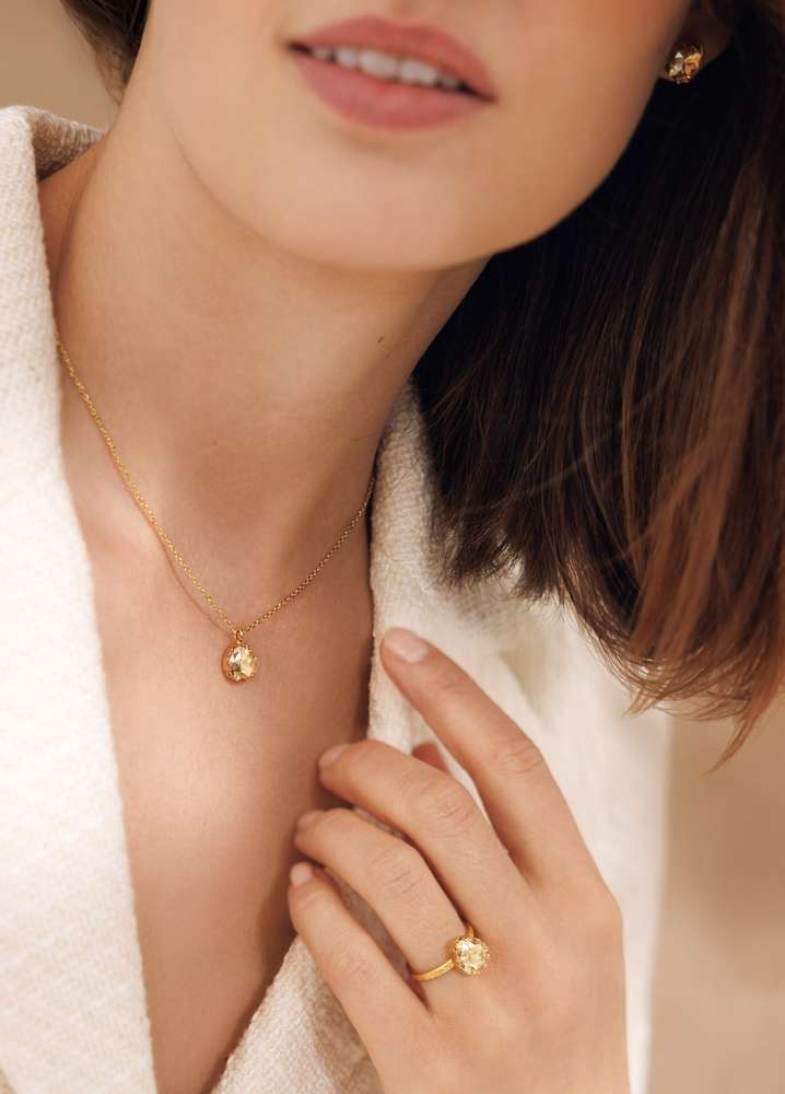 Carlotta Earrings Golden Shadow