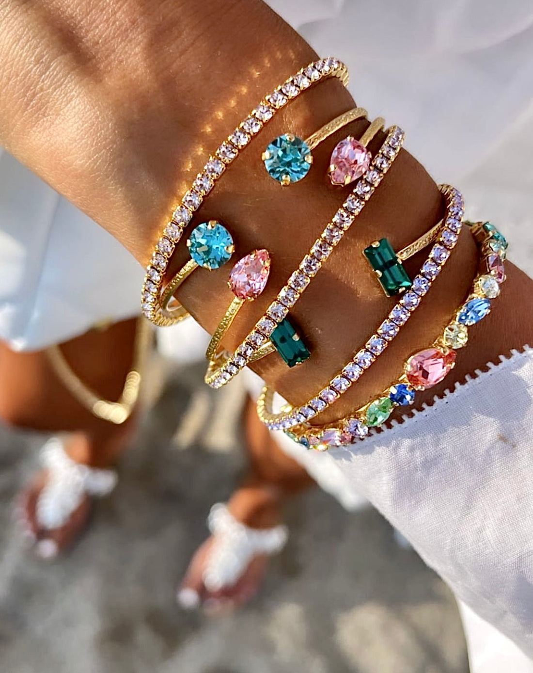Classic Stud Bracelet Light Turquoise