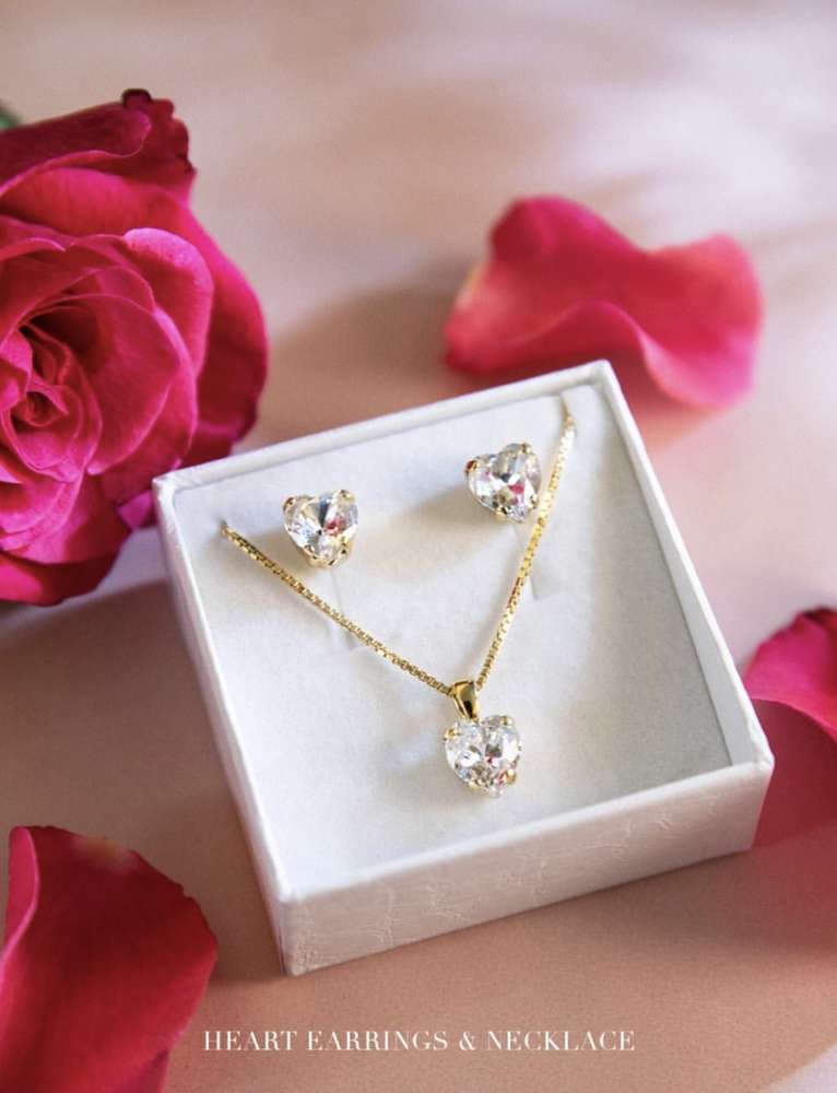 Heart Necklace Crystal