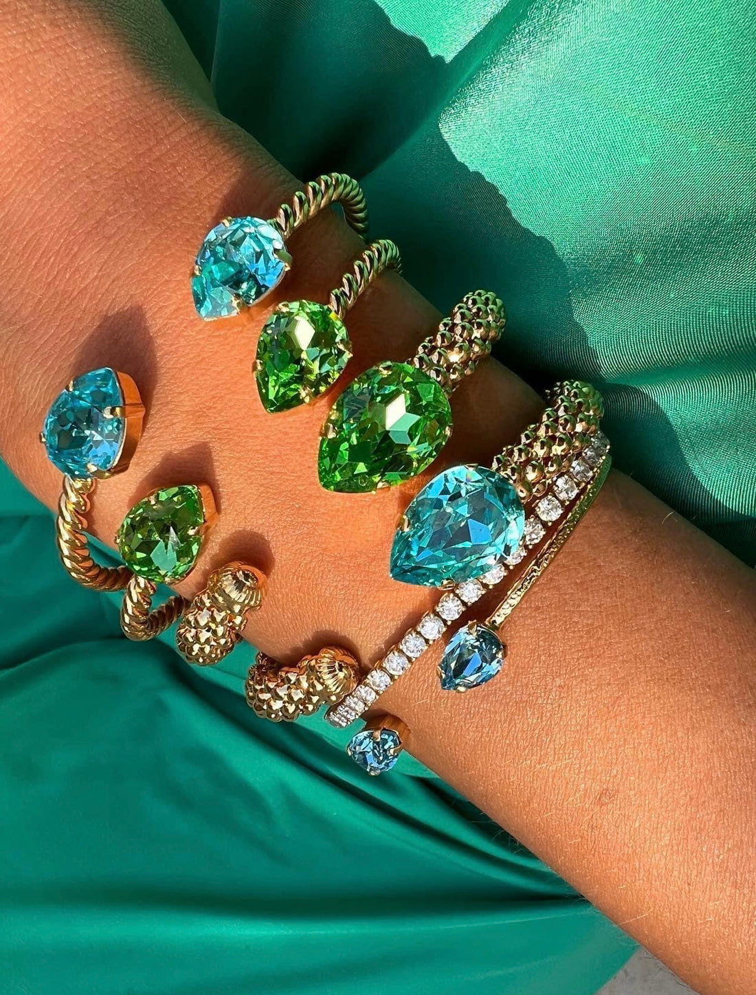 Petite Drop Bracelet Light Turquoise