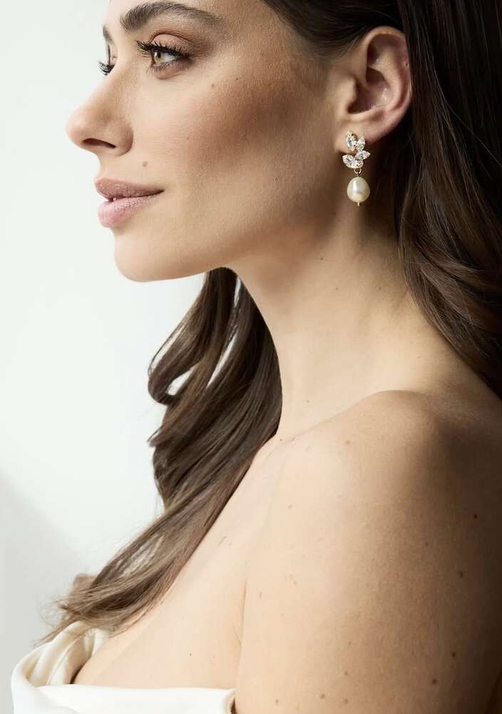 Pearls Of Promise Earrings Crystal Pearl