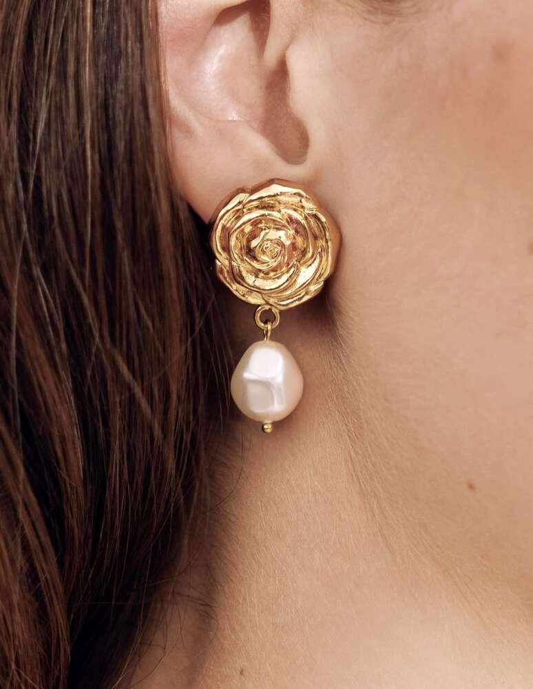 Rosita Pearl Earrings
